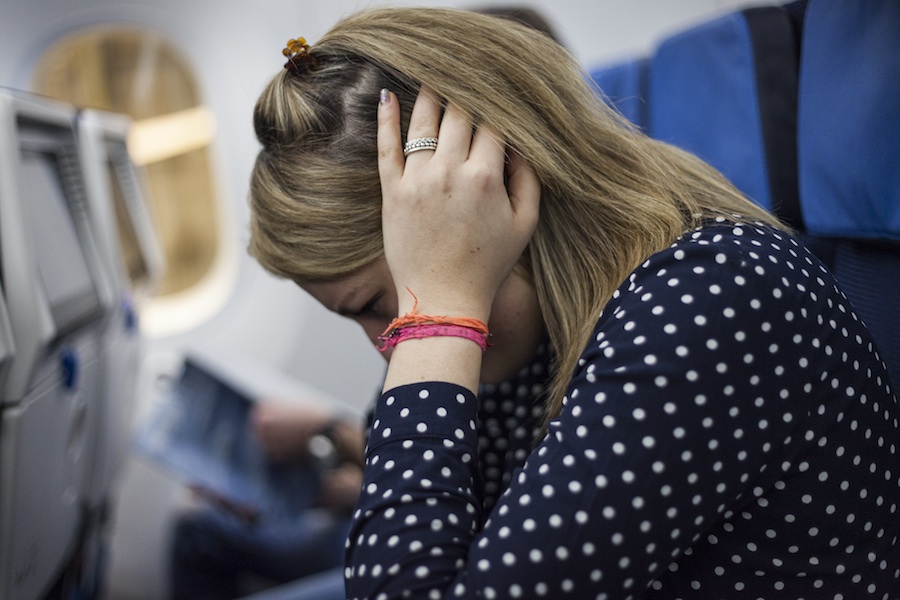 گوش درد در هواپیما از شایع‏ترین مشکلات افراد هنگام پرواز است. 